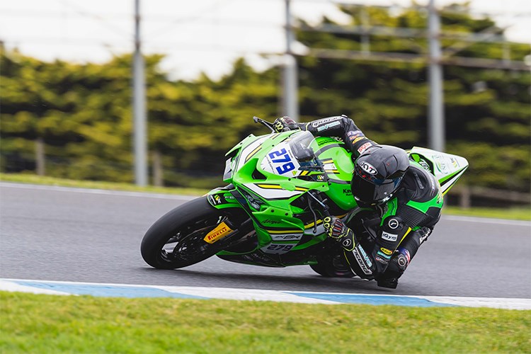 Hayden Nelson (Ninja ZX-6R) Kawasaki BCperformance Racing Team (Photo Credit: Foremost Media)